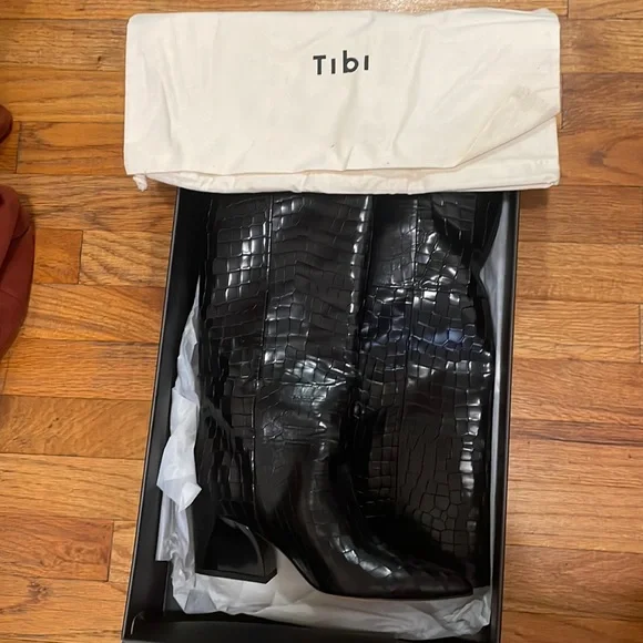 Tibi boots - Picture 3 of 5